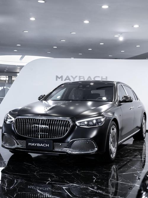 成都133岚图汽车的售后服务让用户无忧出行，迈巴赫未来的豪华车趋势